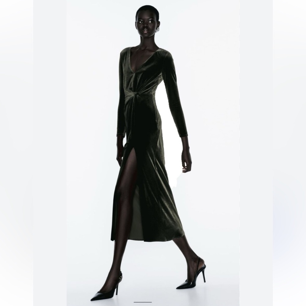 KNOTTED VELVET MIDI DRESS